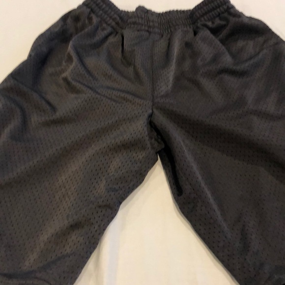 Shorts - Picture 1 of 2